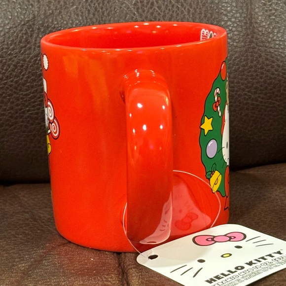 Happy Holidays Hello Kitty 16oz Christmas Mug - Stocking Santa Candy Wreath - Picture 6 of 11